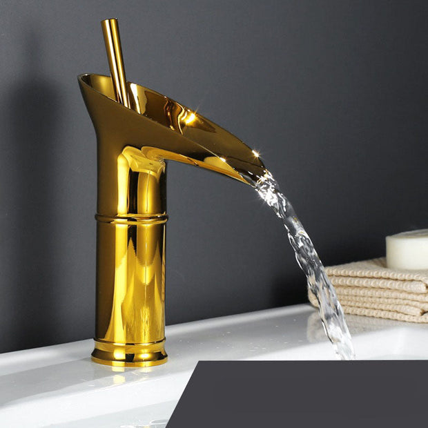 HeritageFalls – Classic Waterfall-Style Sink Faucet