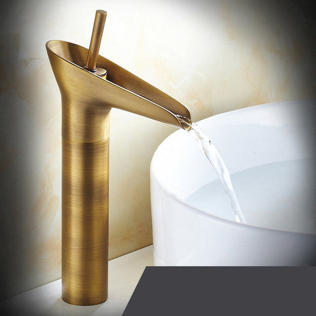 HeritageFalls – Classic Waterfall-Style Sink Faucet