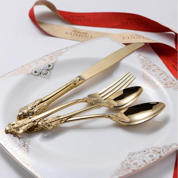 RoyalFeast – Luxurious Stainless Steel Gold Cutlery Set (24 Pieces)