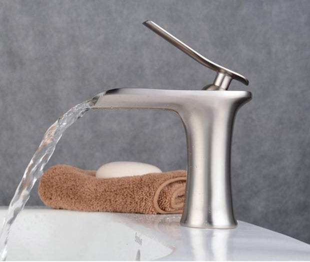 AquaCascade – Modern Waterfall Bathroom Faucet